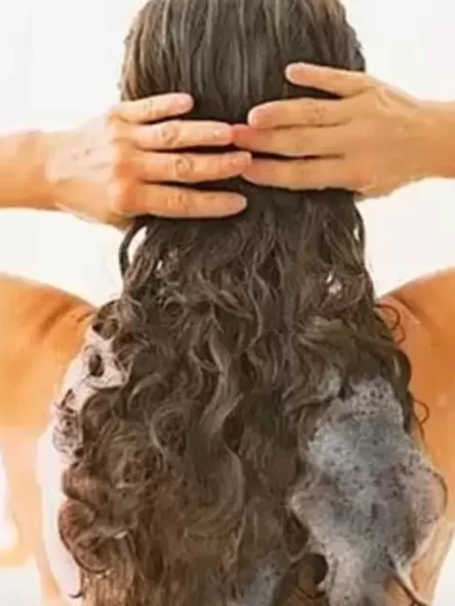 Does Conditioner Make Your Hair Curly?