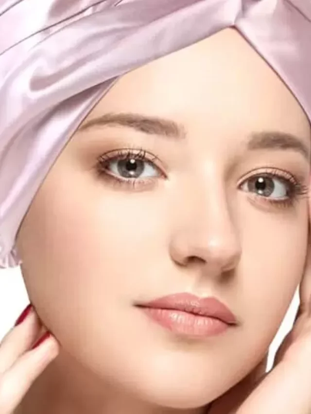 Is It Okay To Put Wet Hair In A Bonnet?