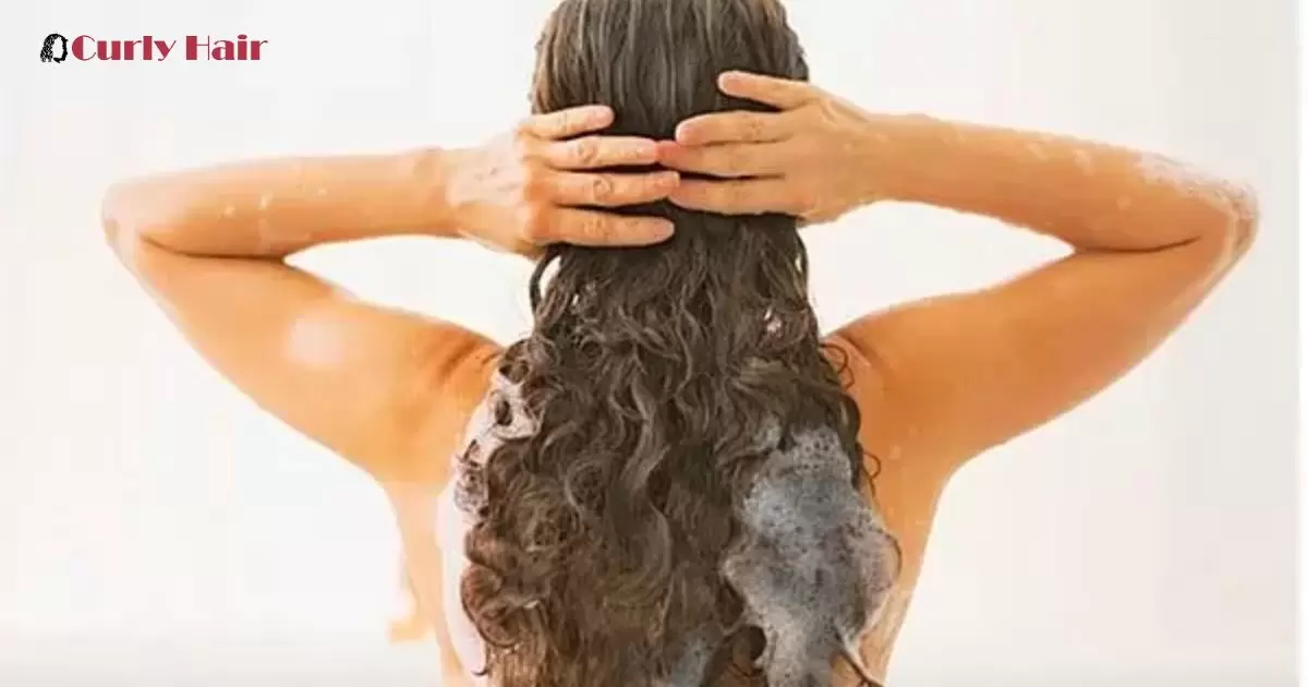 Does Conditioner Make Your Hair Curly?