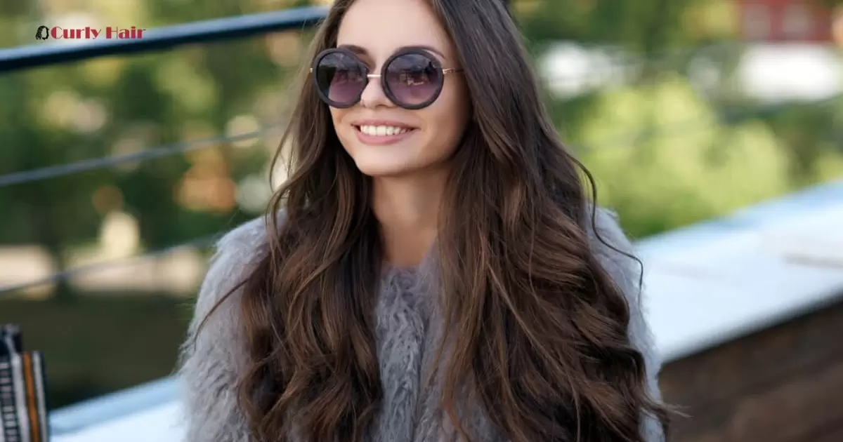 How To Style Frizzy Wavy Hair?