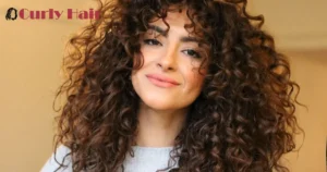 What Are the Sexiest Hairstyles for Curly Hair Today?